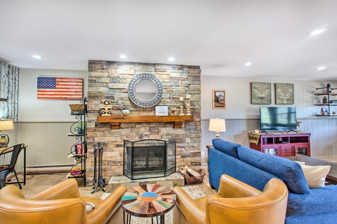 Main St Red River Ski Condo With Mountain View! Εξωτερικό φωτογραφία