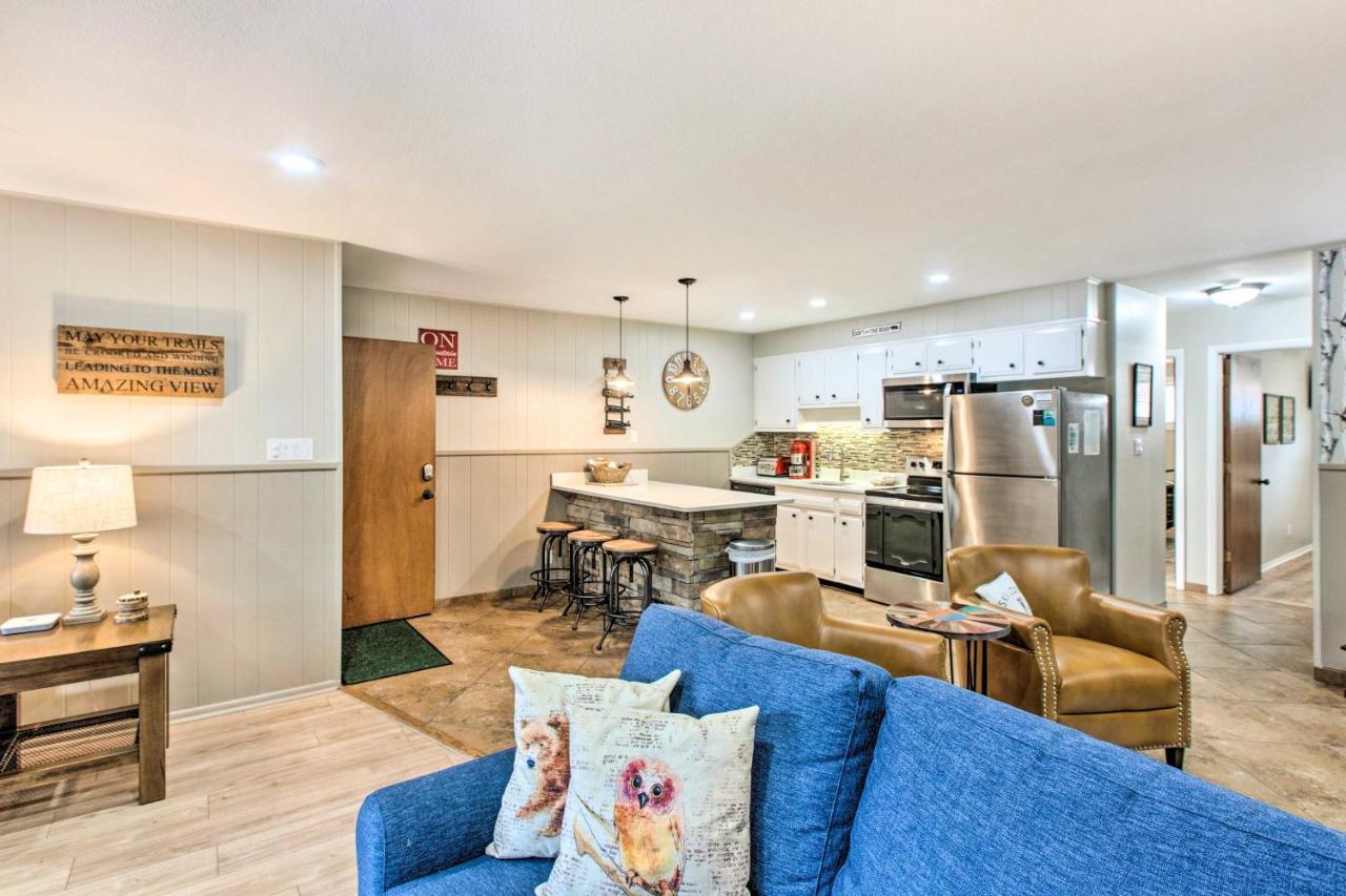 Main St Red River Ski Condo With Mountain View! Εξωτερικό φωτογραφία