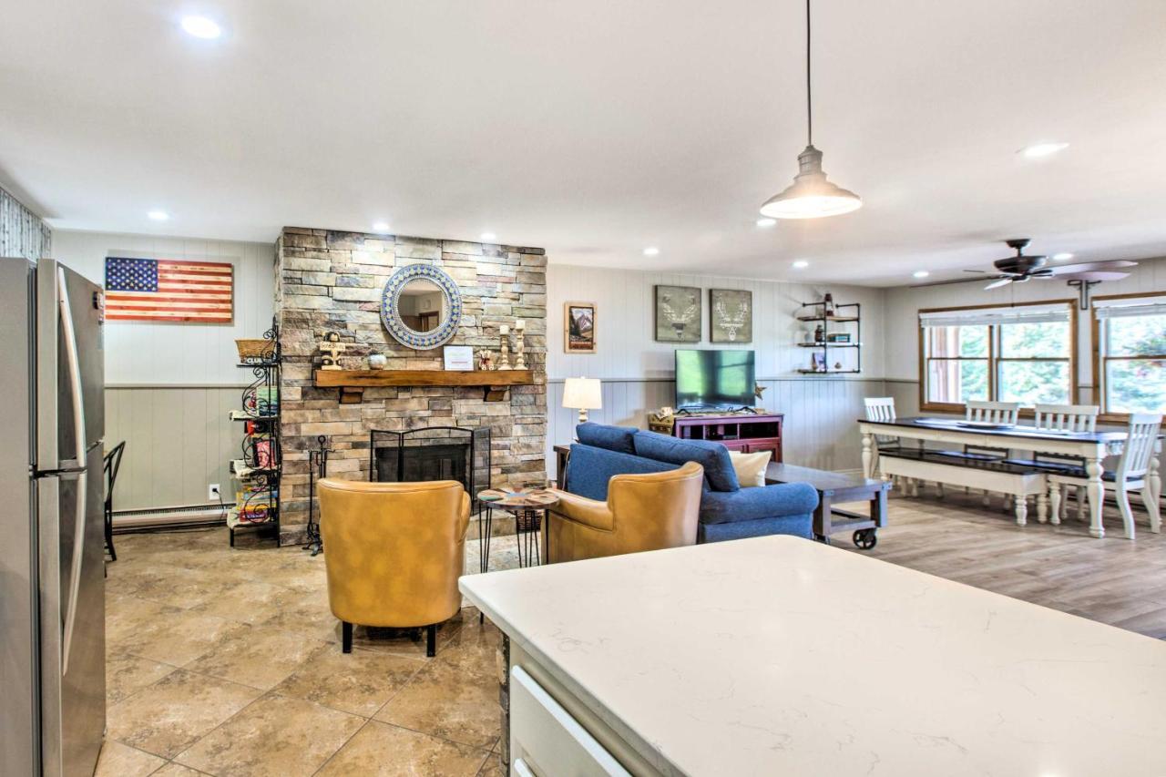 Main St Red River Ski Condo With Mountain View! Εξωτερικό φωτογραφία