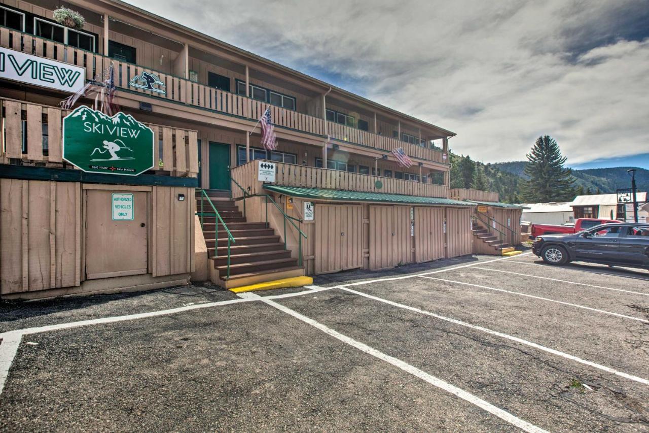 Main St Red River Ski Condo With Mountain View! Εξωτερικό φωτογραφία